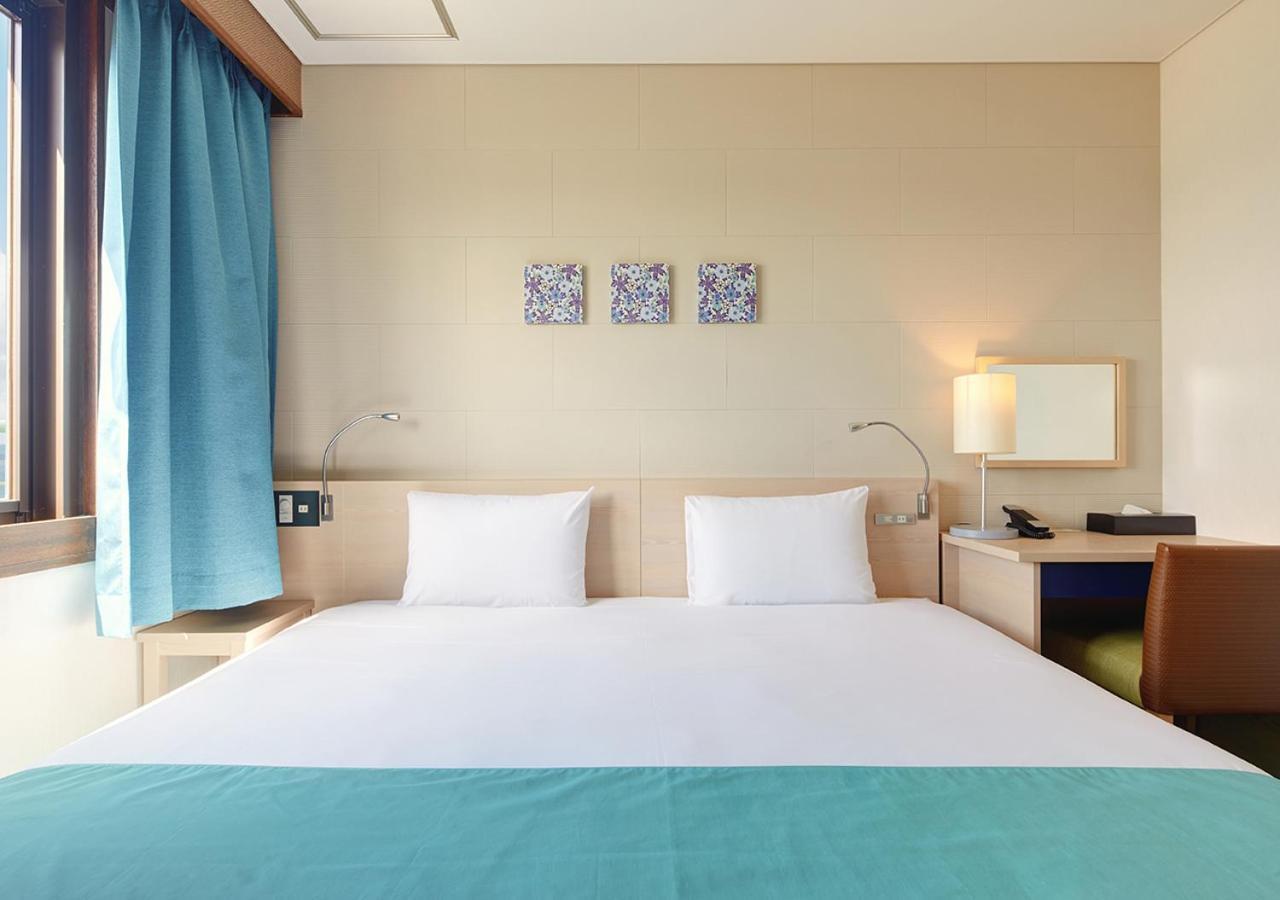 Hotel Yugaf Inn Okinawa Nago Exterior photo