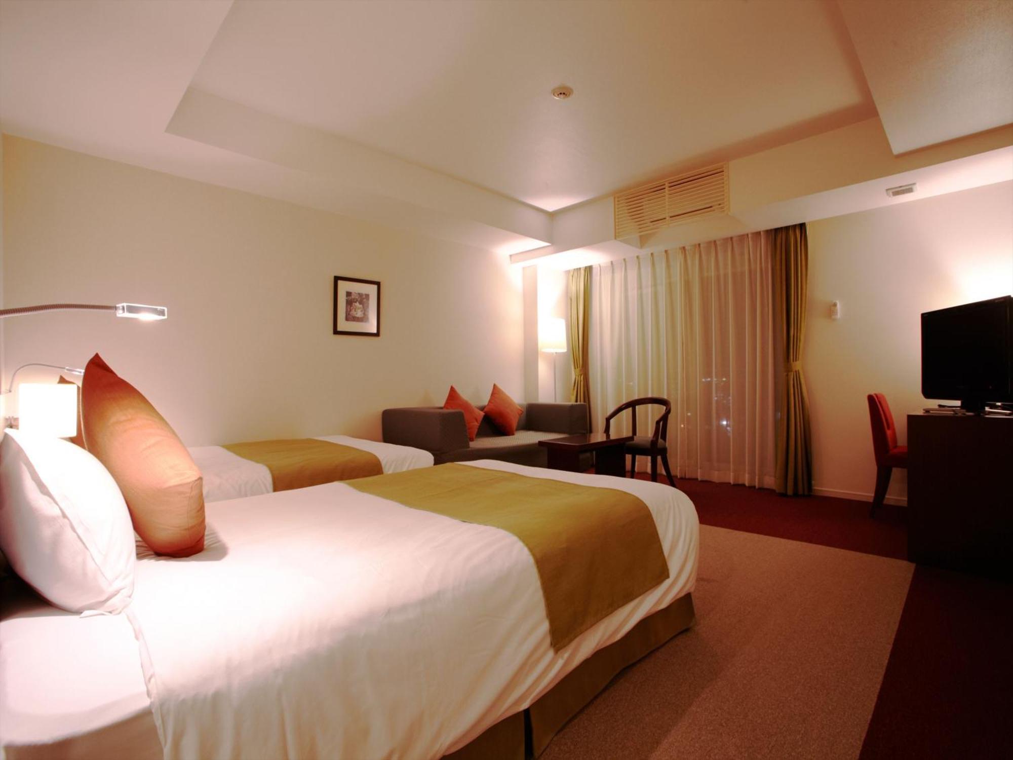Hotel Yugaf Inn Okinawa Nago Exterior photo
